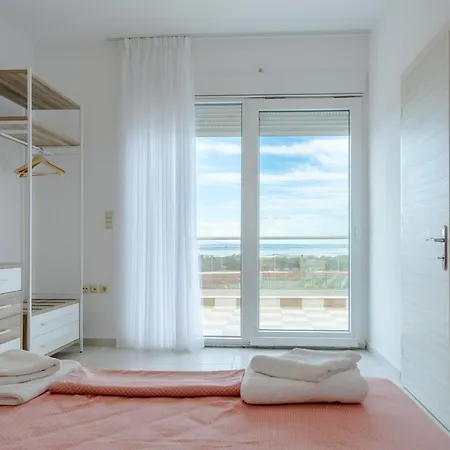 E Mare Villa