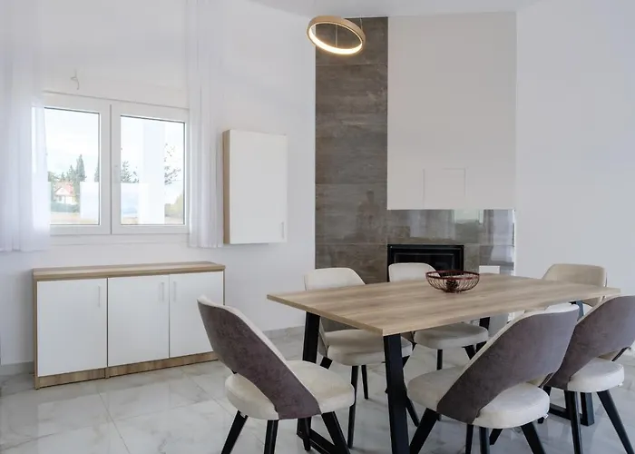 E Mare * Skala Alykis